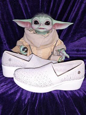 Martha Stewart Skechers Pier-Lite Slip-Ons-Reflections in Light Grey/Silver - 11